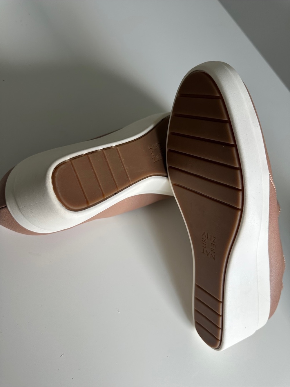 🤎 Naturalizer Sandra Wedge Slip-On Shoes – Size 8M - Picture 6 of 14